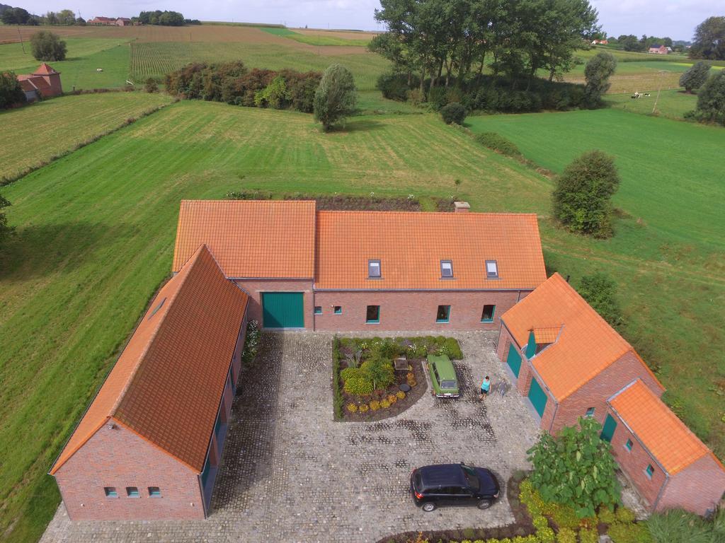 Ferme Du Charme Villa Moustier Bagian luar foto