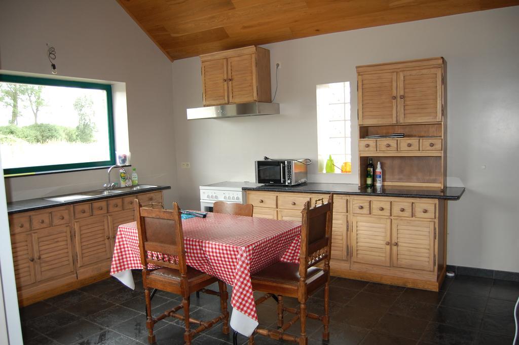 Ferme Du Charme Villa Moustier Bagian luar foto